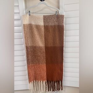 Cozy Plaid Scarf in Warm Tones